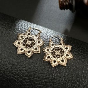 Bohemian dainty mandala wire dangle earrings